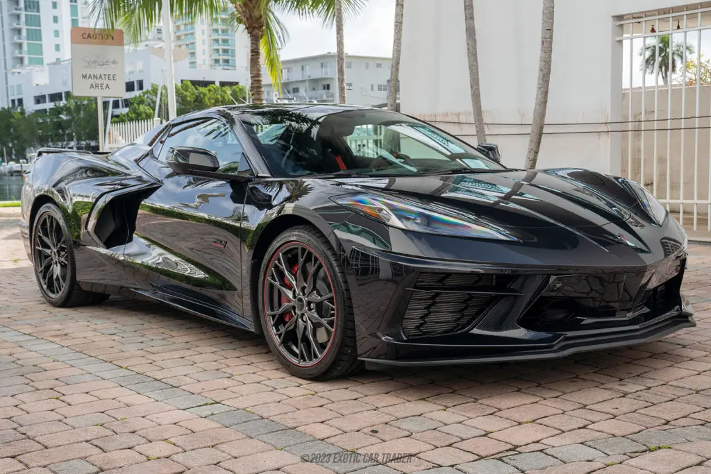 Exterior
Detailing